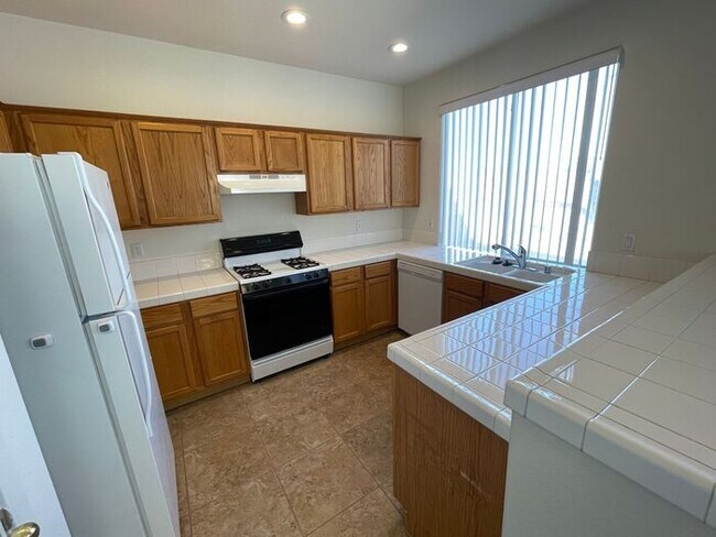 Building Photo - This property has been shown before and wi...