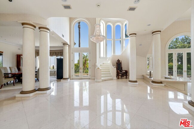 Foto del edificio - 3303 Clerendon Rd