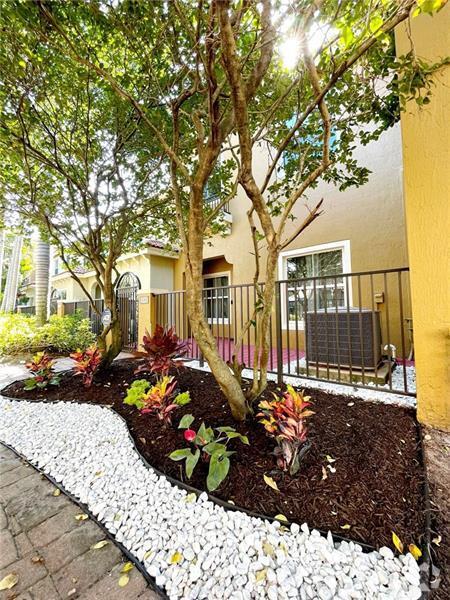 Building Photo - 380 Lake Monterey Cir
