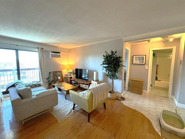 Foto del edificio - 47 Mystic St