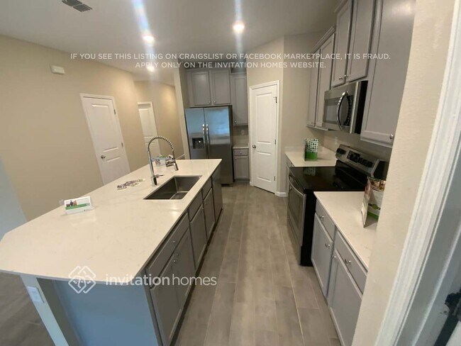 Building Photo - 2474 Laylas Wy