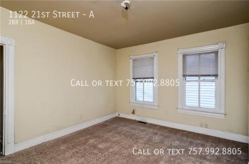 Building Photo - 1122 21st St