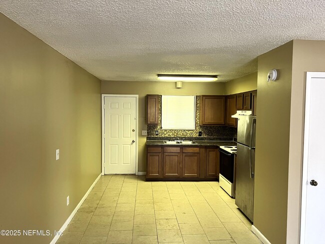 Building Photo - 5219 Westchase Ct