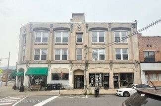 Building Photo - 102 Delaware Ave