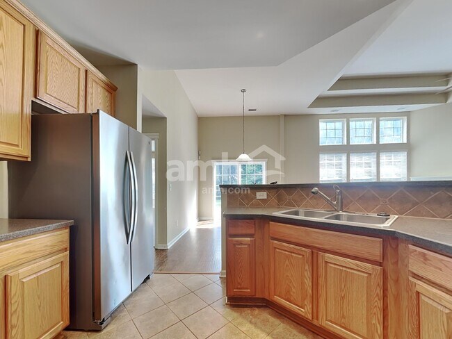 Foto del edificio - 13527 Provincial Ct