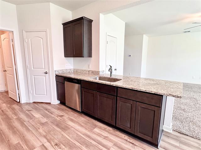 Foto del edificio - 2409 Stillwater Dr