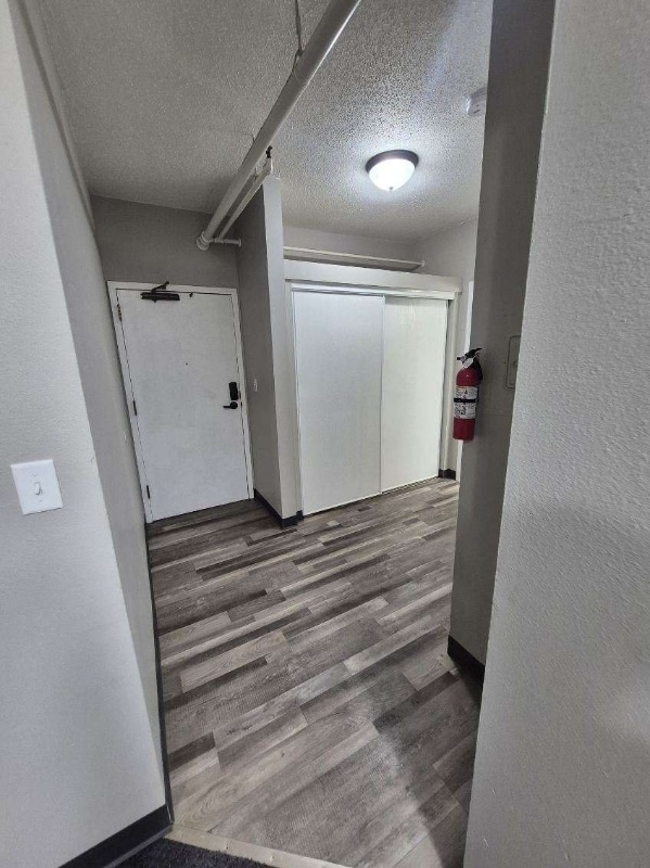 Building Photo - 301 N Riverfront Dr