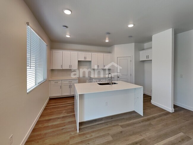 Building Photo - 9733 W Luxton Ln