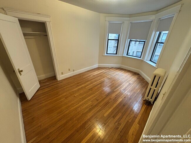 Foto del edificio - 1157 Commonwealth Ave