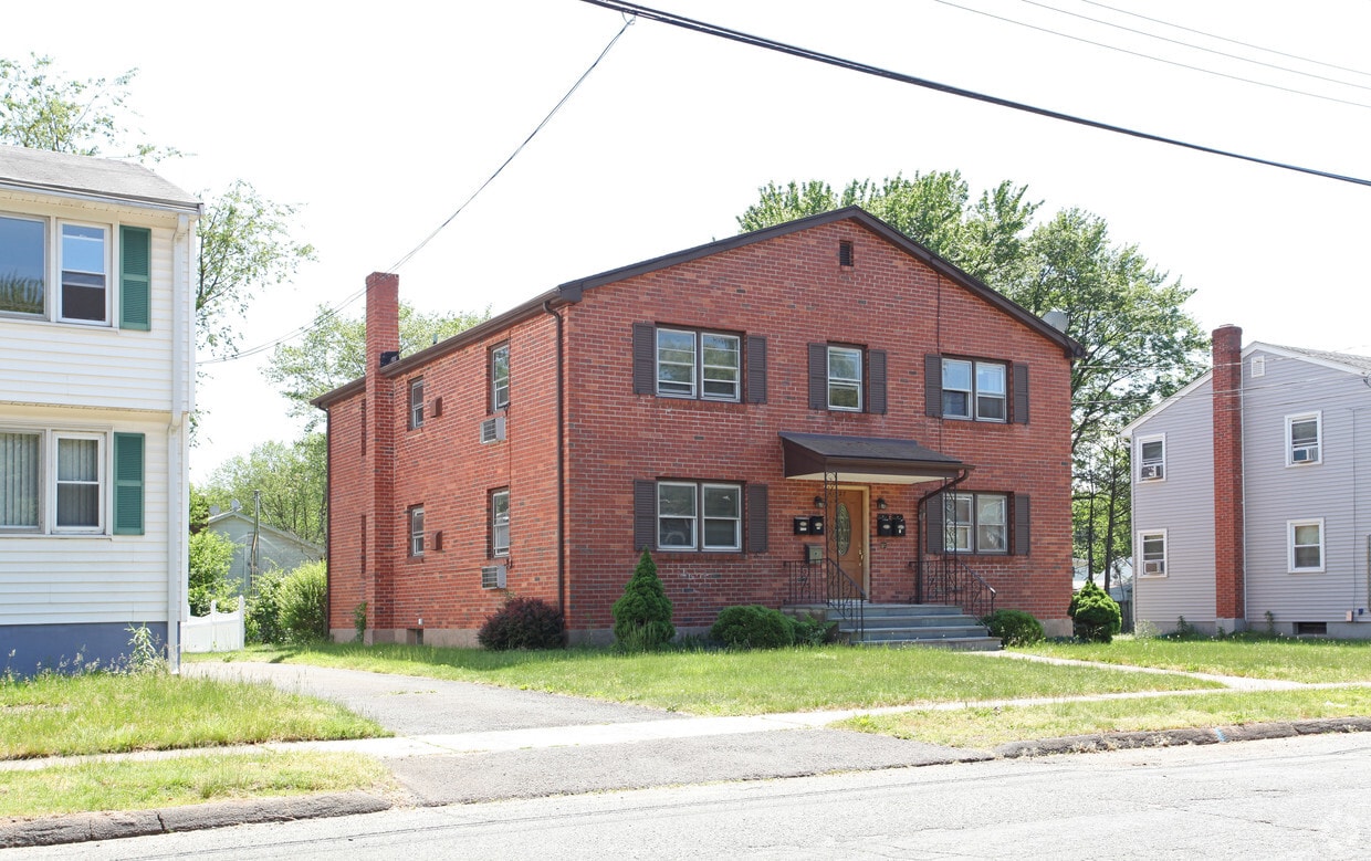 27 Cumberland Dr, East Hartford, CT 06118 Apartments in East Hartford