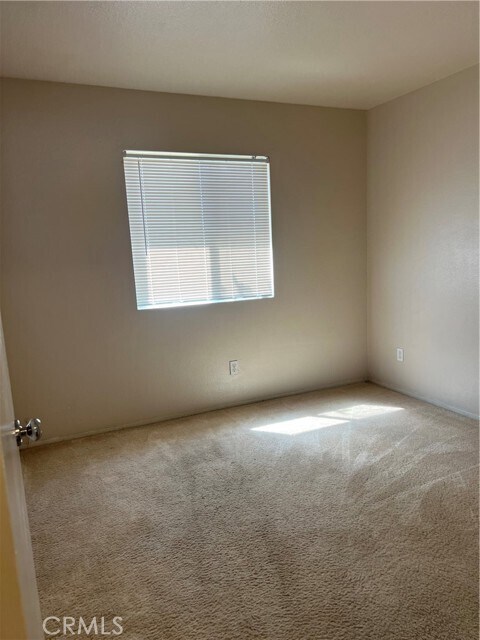 Foto del edificio - 12939 Gerrard St