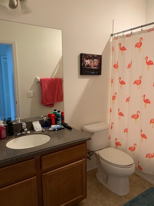 Foto del edificio - 1338 Grantham Dr