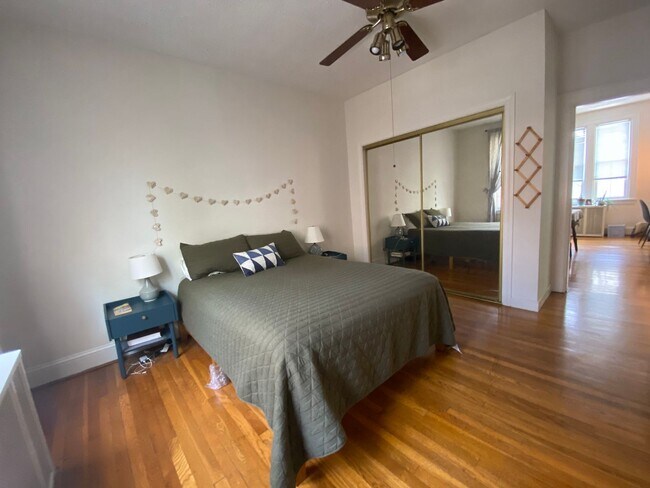 Foto del edificio - 3506 Hermitage Rd