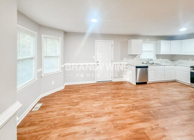 Building Photo - 108 Wesley Mill Ridge