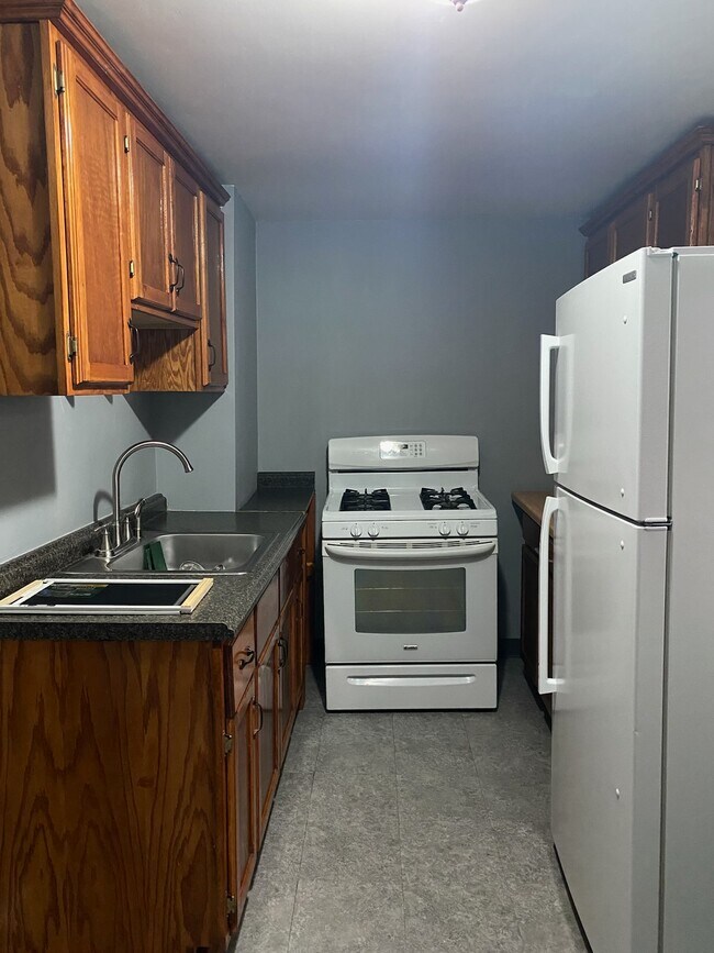 Foto del edificio - 2857 N Marmora Ave