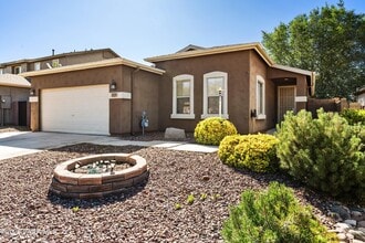 Building Photo - 1531 Essex Way
