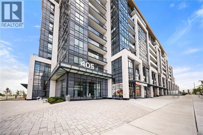 Building Photo - 405 Dundas St W