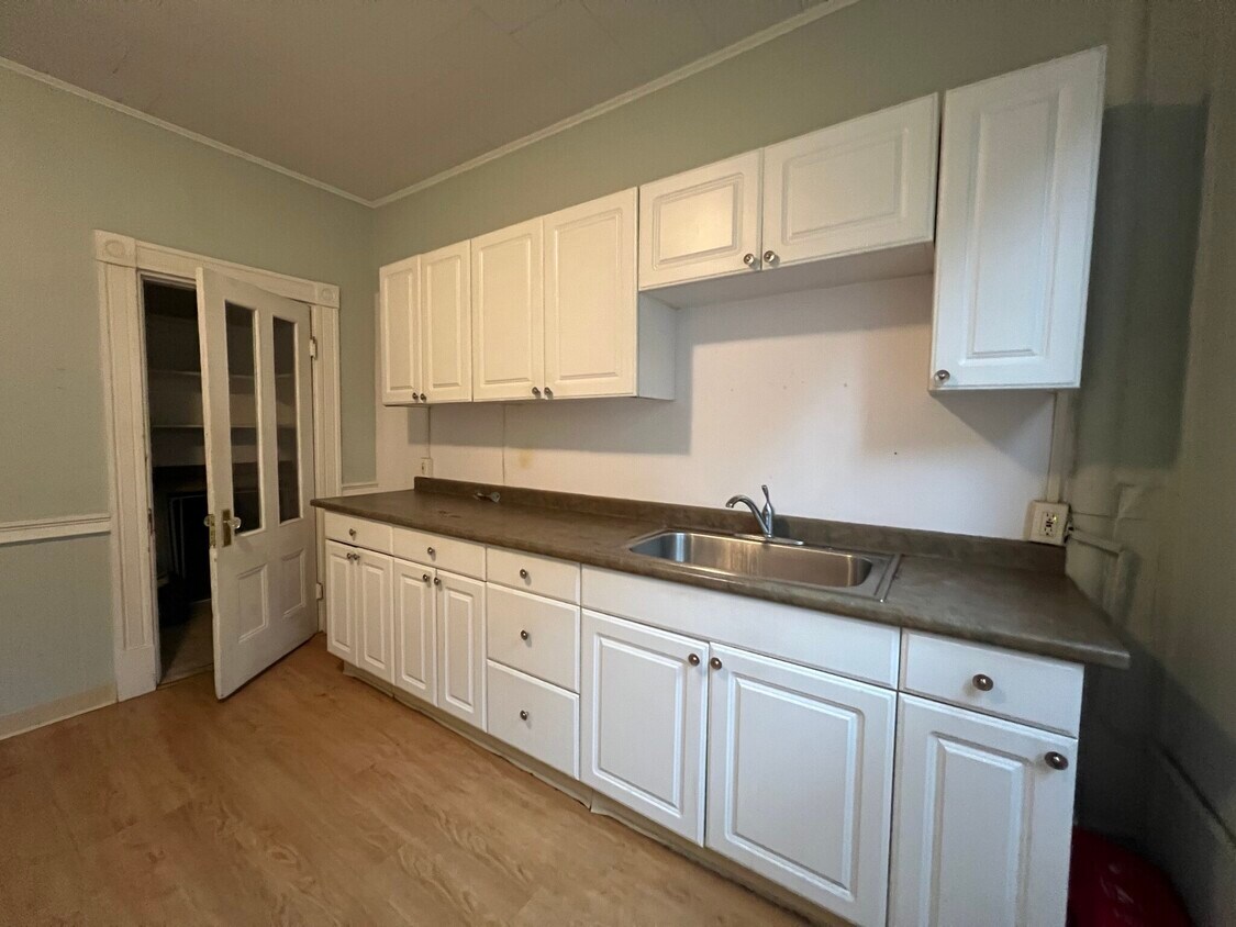 Primary Photo - 341 Cambridge St