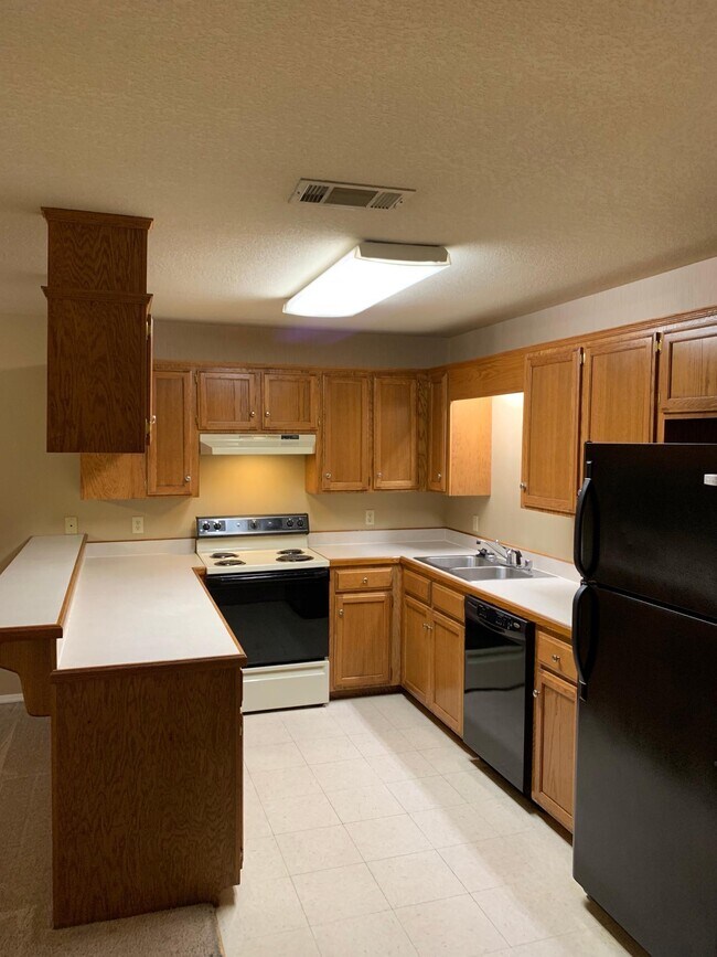 Foto del edificio - 2620 W C St