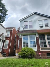 Building Photo - 2429 N 5th St