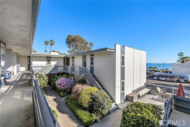 Building Photo - 245 Aster St