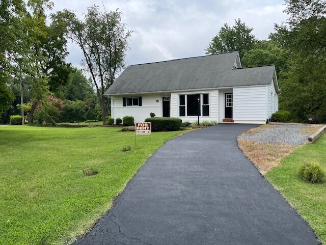 Building Photo - 2541 Flint Hill Rd