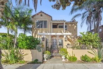 Building Photo - 2510 Magnolia Ave