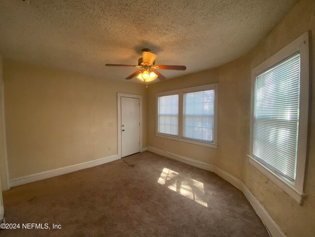 Building Photo - 2673 Forbes St