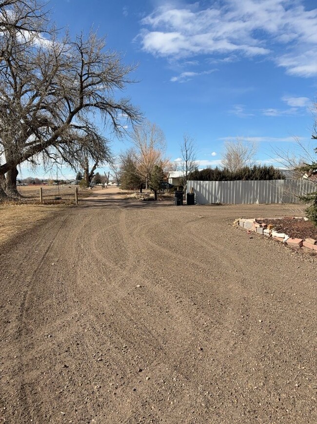 Foto del edificio - 4 Bedroom 2 Bath Home with Mountain Views ...