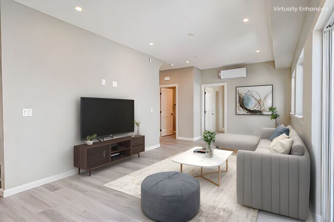 Foto del edificio - Luxury new construction 4 bed/4 bath in a ...