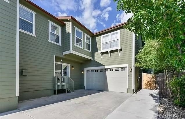 Building Photo - 6542 Shimmering Creek Dr