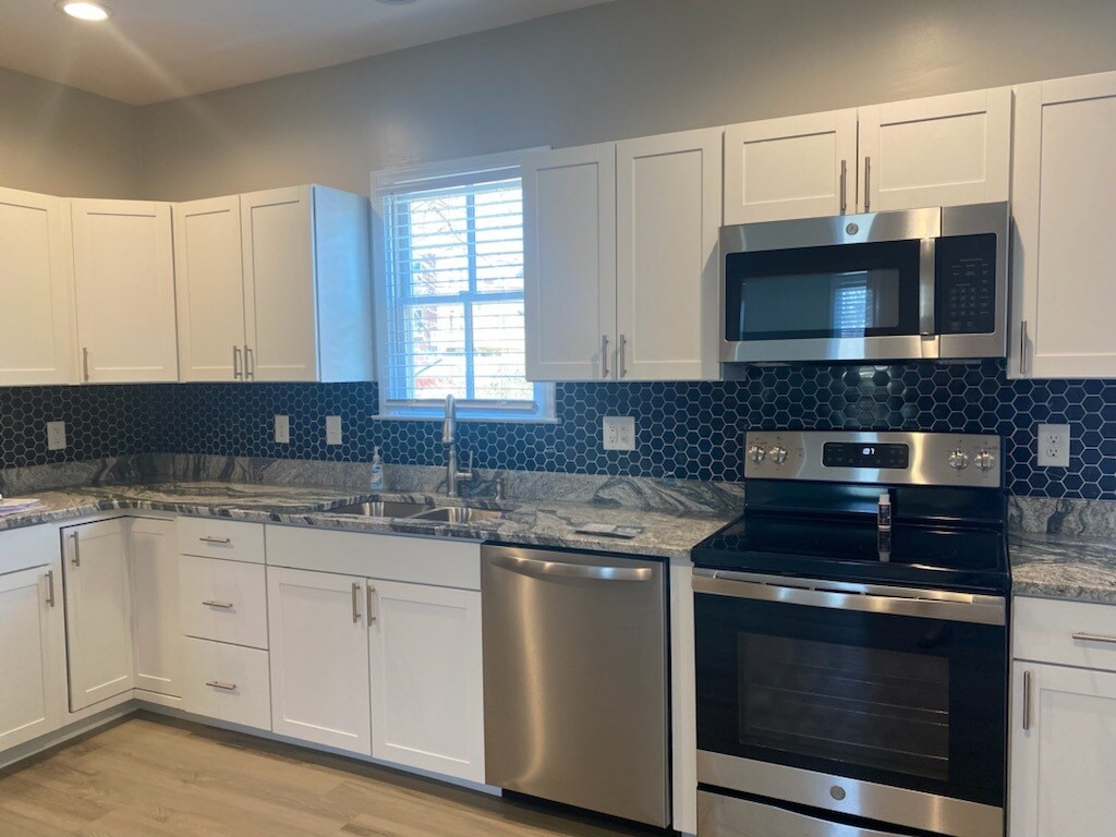 Foto principal - 917 Campbell Ave SW