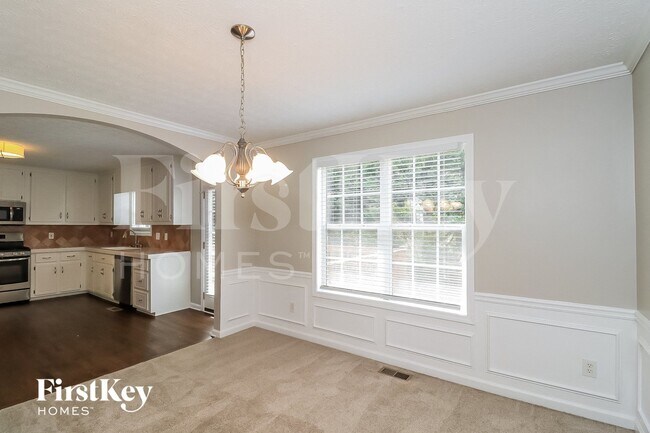 Foto del edificio - 208 Moore Valley Way