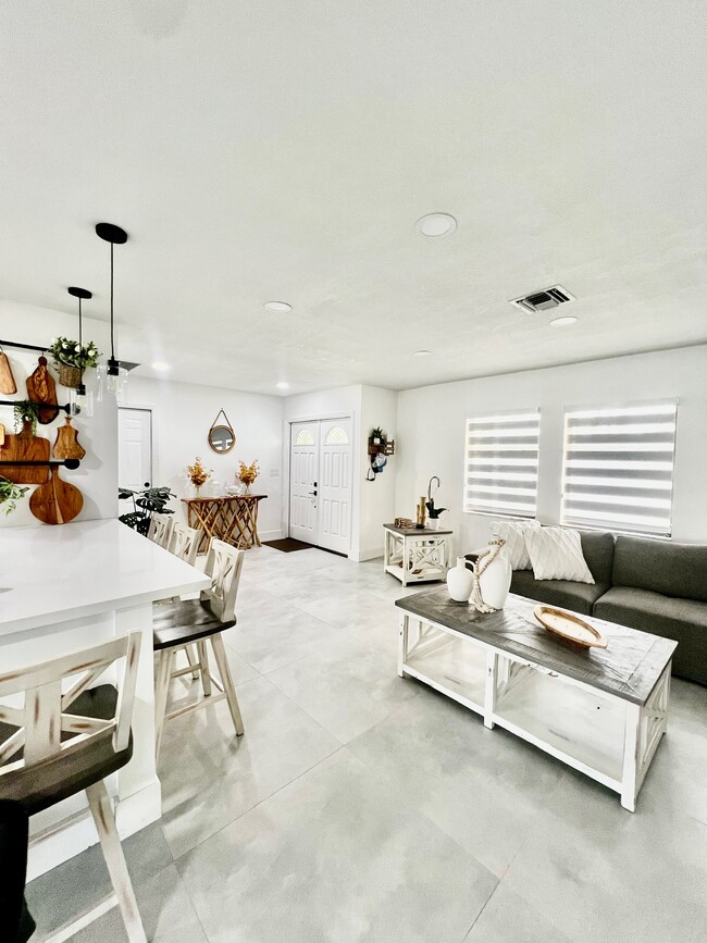 Photo - 231 SE 45th Terrace House