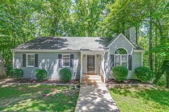 Building Photo - 2290 Greenfield Dr