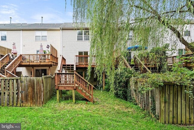 Foto del edificio - 570 Highland Towne Ln