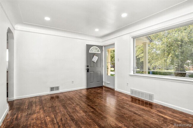 Building Photo - 4115 Academy St