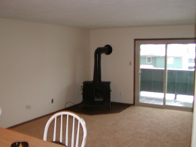 Building Photo - Dillon Valley West Condo-2 Bedroom/2 Bath w/Clubhouse