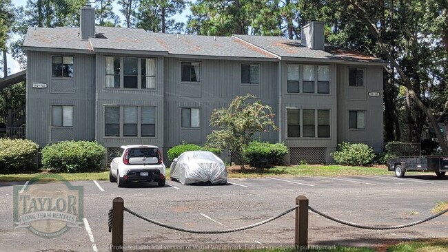 Building Photo - 111 Forest Cove Rd