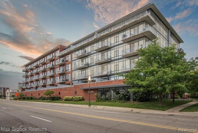Foto del edificio - 101 Curry Ave