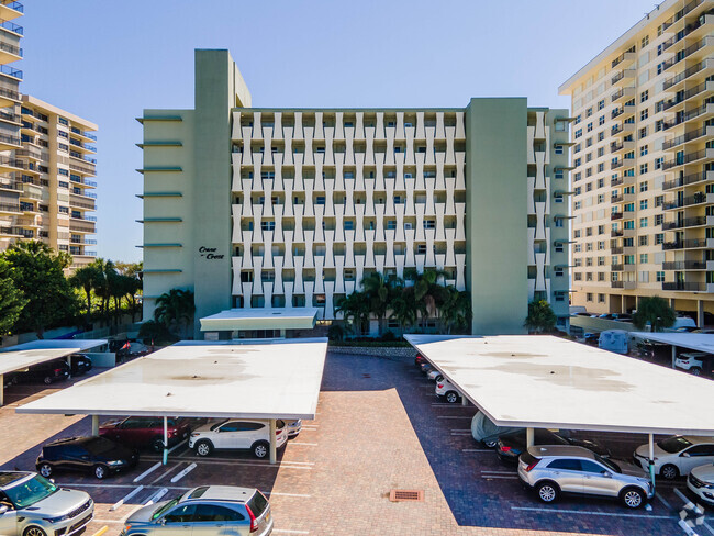 Building Photo - Crane Crest Apartments