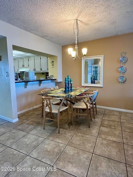 Building Photo - 1175 Jimmy Buffett Mem Hwy