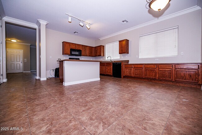 Foto del edificio - 1242 E Cassia Ln