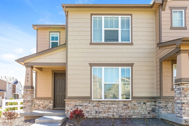 Building Photo - 849 Tarragon Rd