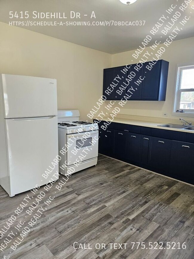 Building Photo - 5415 Sidehill Dr