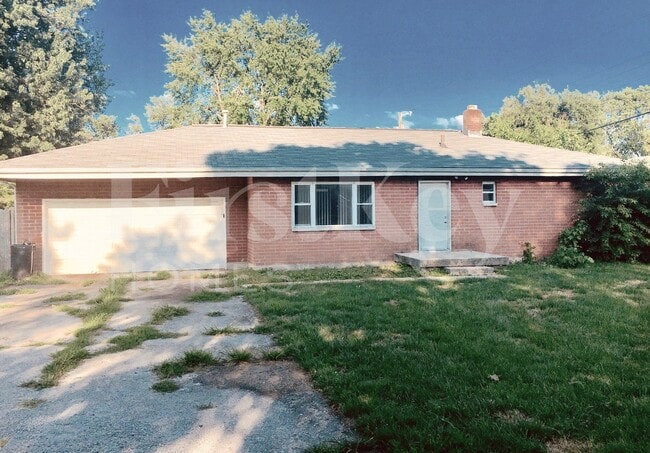 Building Photo - 1127 S Lockburn St