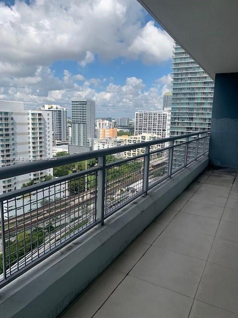 Foto del edificio - 60 SW 13th St
