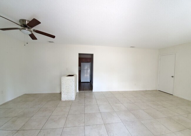 Foto del edificio - 1905 Athens Ave