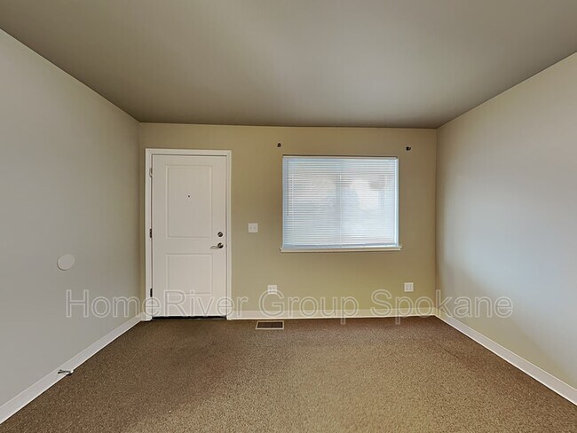 Foto del edificio - 520 W 5th St