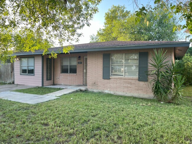Vivienda accesible para sillas de ruedas - 601 E Williamson Ave